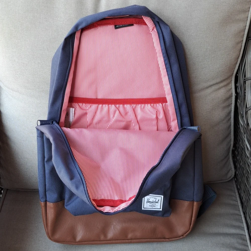 Nwot Herschel Heritage Backpack Navy/Tan Synthetic Leather Mid-Volume men women